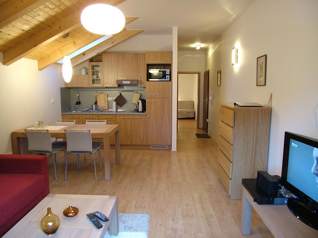 Apartmany Holidaytale Bagian luar foto
